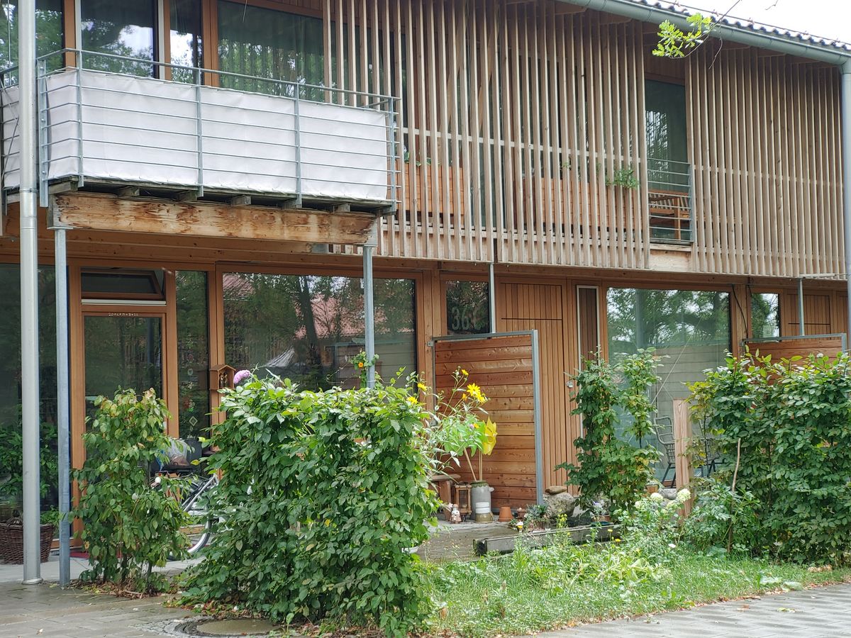 Kommunen schaffen durch das Mehrgenerationenwohnen in Holzbauweise zusätzlichen Wohnraum: Foto: Sigurd Maier / Holzbauwelt.de