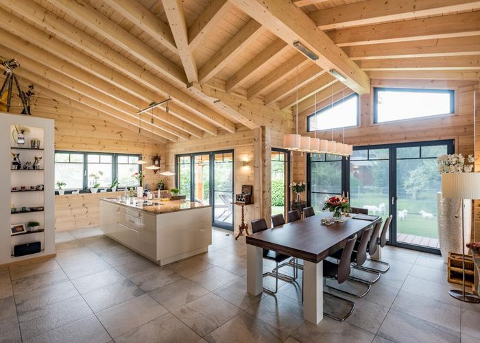 Am Oberrhein, Fullwood Wohnblockhaus
