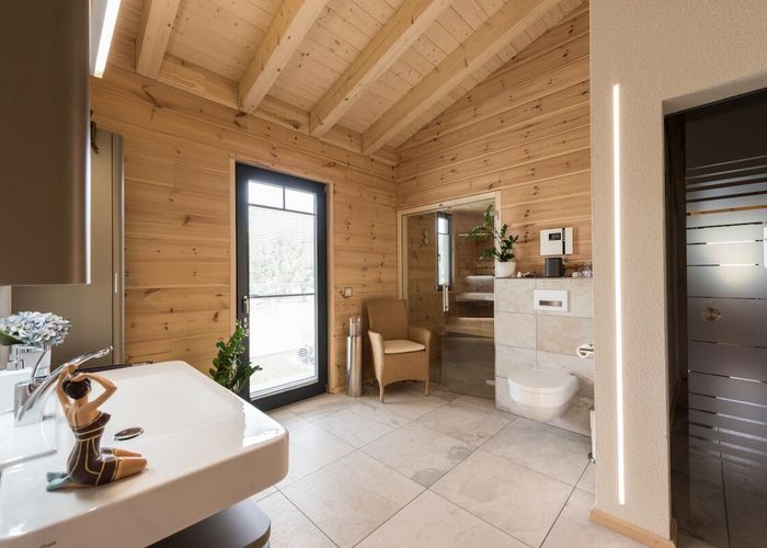 Am Oberrhein, Fullwood Wohnblockhaus