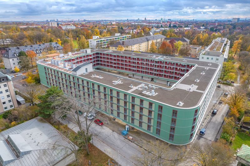  Parkplatzüberbauung Dante plus Huber & Sohn