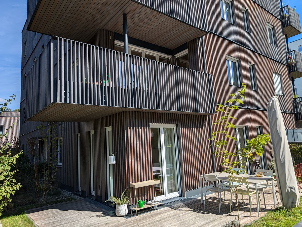 Städte und Kommunen erfüllen mit dem klimafreundlichen Holzbau ihre Klimaziele besser. Foto: Sigurd Maier / Holzbauwelt.de  