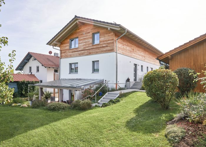 Dreifamilienhaus Angerer, Sonnleitner Holzhausbau
