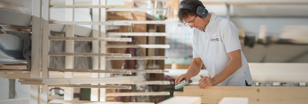 Zimmerer für die Produktion (Regnauer Objektbau)