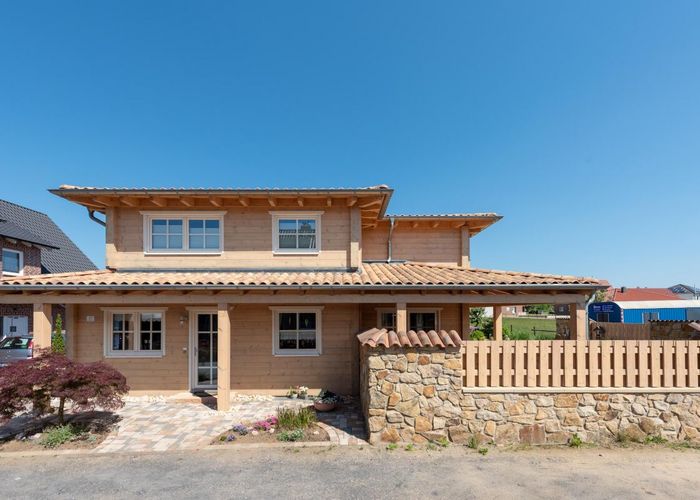 Provence, Fullwood Wohnblockhaus