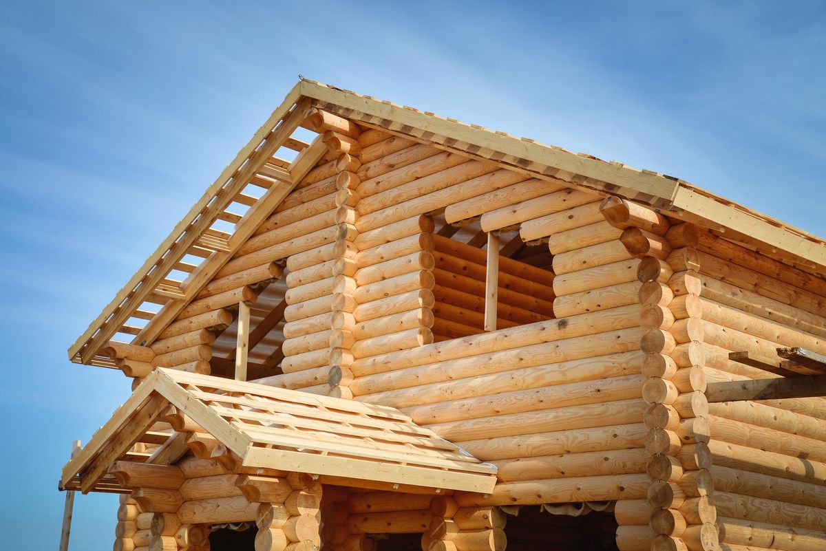 Blockhaus, Blockbohlenhaus oder Naturstammhaus