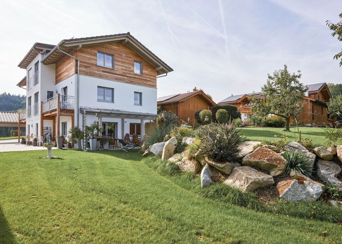 Dreifamilienhaus Angerer, Sonnleitner Holzhausbau