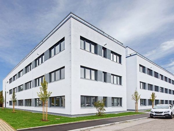  Bürokomplex Neusäß
