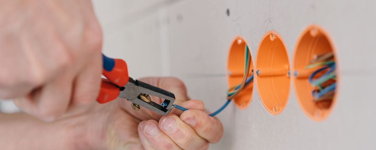 Monteure Rohbaumontage Elektro (KAMPA Fertighäuser)