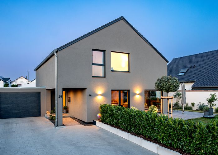 Satteldach Landhaus 162, LUXHAUS