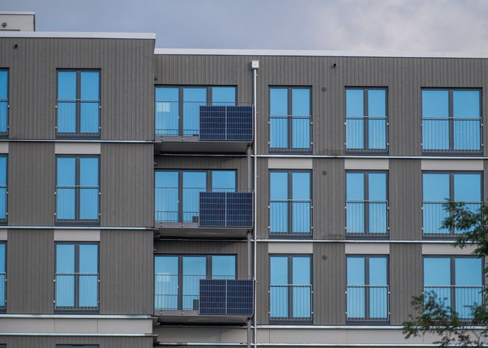 Aufstockung und serielle Fassadensanierung – Allacher Straße München, B&O Bau