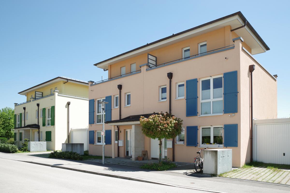 Mehrfamilienhaus bauen in Holzbauweise. Foto: stock.adobe.com