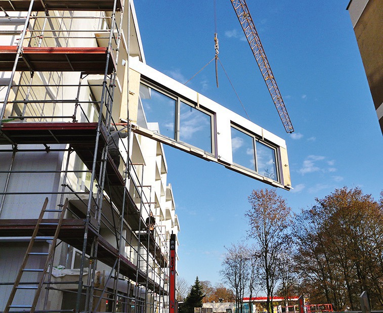 Fassadensanierung mit Holztafelelementen 