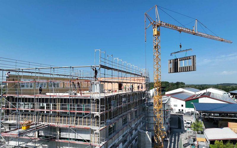 Aufstockung und Nachverdichtung der Firmenzentrale von Rudolf Hörmann in Eigenregie. Foto: Rudolf Hörmann 